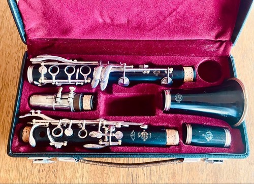Selmer series clarinet - 9,
